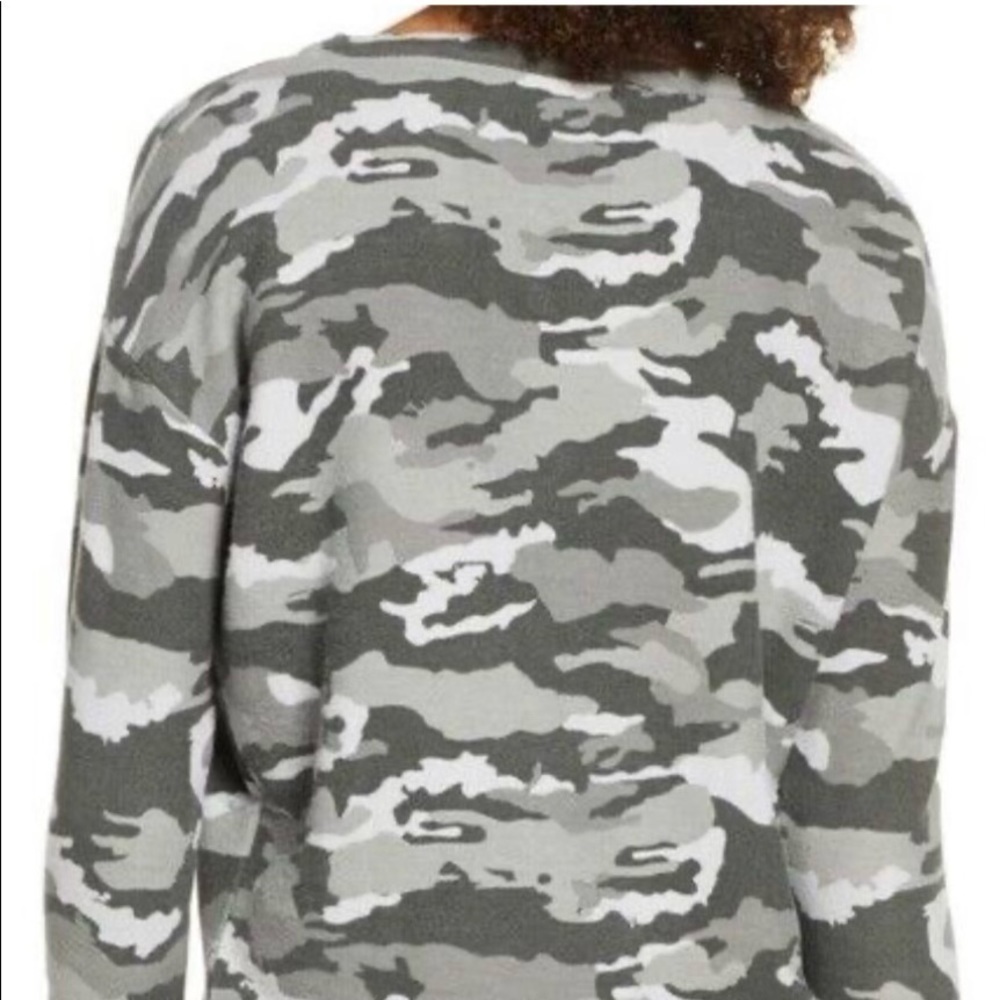 𝅺CHASER Gray Blue Camouflage Camo Top Sweatshirt Medium - Picture 3 of 9